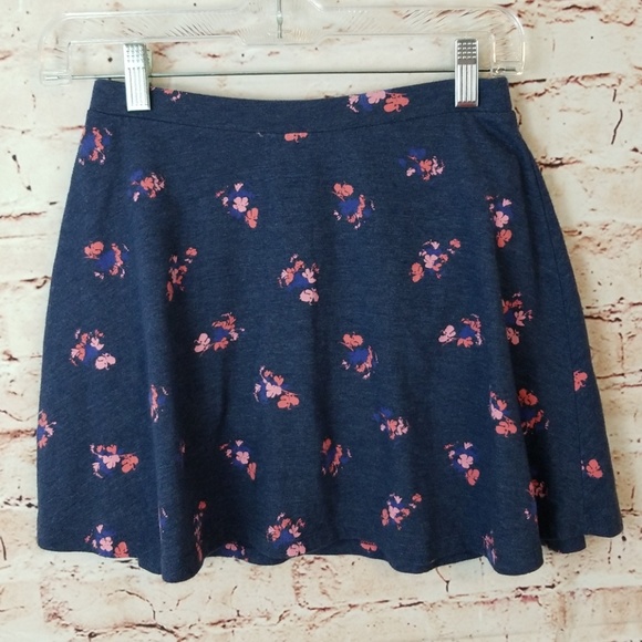 Old Navy Other - Old Navy Swing Skorts L 10/12